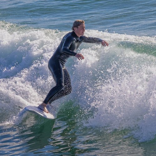 2026_01_19 surfer 9x16 Ocean Beach   2426-.jpg